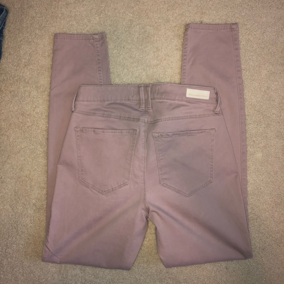 A&F mauve colored jeans - Picture 5 of 5